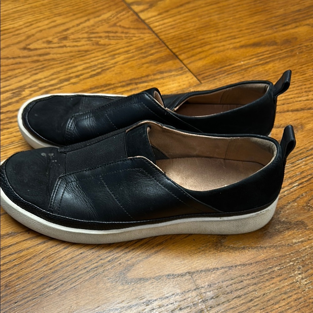 Vionic Black Slip-On Sneakers - Picture 4 of 8